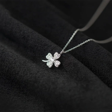 Vòng cổ nữ bạc S925 AROCH JEWELRY D7.952 - Dây chuyền cỏ bốn lá cá tính 478k