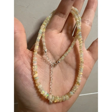 Vòng cổ Opal vàng hạt 3-5.3mm, khóa bạc 925, PU 4u thiên nhiên 100%, hạt bóng lửa điệu đẹp - giảm giá 18% 1.28tr 2