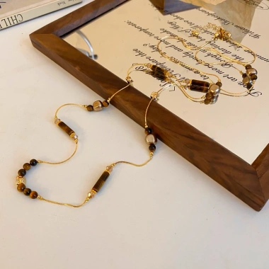 Vòng cổ retro hổ mắt đá cao cấp cho nữ – dây xích độc đáo, giảm giá tới 20% 4 Vòng cổ retro hổ mắt đá cao cấp cho nữ – dây xích độc đáo, giảm giá tới 20% 4