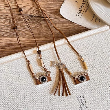 Vòng cổ tua rua màu nâu - Dây chuyền điều chỉnh đa kích cỡ, giá ưu đãi 30.150 VNĐ