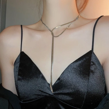 Vòng cổ xương rắn mạ vàng 14k - Dây chuyền điều chỉnh, thời trang mùa đông, giá ưu đãi 3 Vòng cổ xương rắn mạ vàng 14k - Dây chuyền điều chỉnh, thời trang mùa đông, giá ưu đãi 3