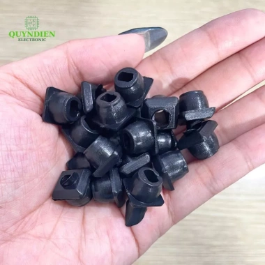 Vòng Đệm Cao Su Vuông 10mm Chịu Nhiệt Lót Lỗ Dây Máy Biến Áp Linh Kiện Quỳnh Diễn 2 Vòng Đệm Cao Su Vuông 10mm Chịu Nhiệt Lót Lỗ Dây Máy Biến Áp Linh Kiện Quỳnh Diễn 2