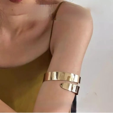 Vòng Đeo Bắp Tay Cá Tính Unisex Bản Trơn Điều Chỉnh Được B158 - Giá Sale 31.999₫