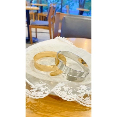 Vòng Đeo Bắp Tay Cá Tính Unisex Bản Trơn Điều Chỉnh Được B158 - Giá Sale 31.999₫