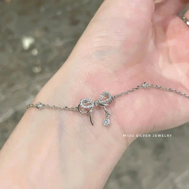 Vòng tay bạc Miuu Silver lắc tay nữ Amelia - Giá chỉ 500.000, giảm mạnh 6