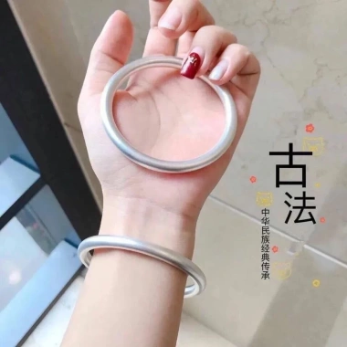 Vòng tay bạc nguyên chất S9.999 - Cổ vòng cổ đại phong cách học sinh, giảm giá 19% chỉ 90.255₫, bảo hành 12 tháng 3 Vòng tay bạc nguyên chất S9.999 - Cổ vòng cổ đại phong cách học sinh, giảm giá 19% chỉ 90.255₫, bảo hành 12 tháng 3