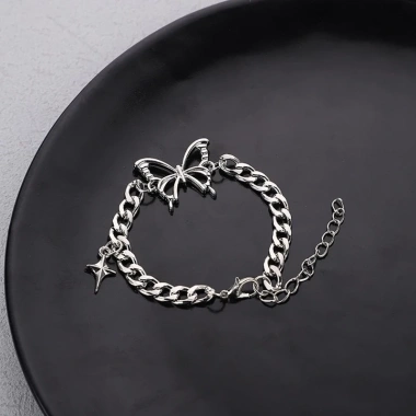 Vòng tay bướm EC điều chỉnh chiều dài, móc đa năng cho bé gái - Chỉ 37.290₫