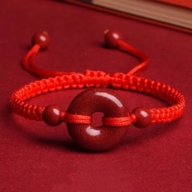 Vòng Tay Chỉ Đỏ Đồng Điếu Chu Sa Thiên An - Giá 99.000, phong cách trẻ trung