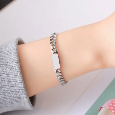 Vòng tay Cuba khắc tên thép TITAN không gỉ, Nam nữ, quà tặng tình yêu, giảm còn 79.000₫ 4 Vòng tay Cuba khắc tên thép TITAN không gỉ, Nam nữ, quà tặng tình yêu, giảm còn 79.000₫ 4