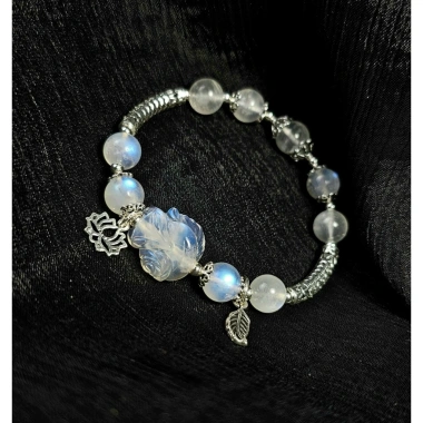 Vòng Tay Đá Hồ Ly Moon Charm Phước Tâm - Đá phong thủy, năng lượng tích cực, tài lộc, may mắn, giảm 20% 3 Vòng Tay Đá Hồ Ly Moon Charm Phước Tâm - Đá phong thủy, năng lượng tích cực, tài lộc, may mắn, giảm 20% 3