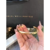 Vòng tay Daniel Wellington cuff chính hãng – Giá ưu đãi 152.640 VND, phong cách sang trọng