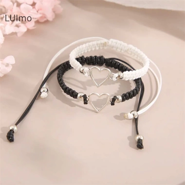 Vòng Tay Đôi Trái Tim Tình Yêu Tay Thủ Công Dây Điều Chỉnh - Quà Tặng SBS