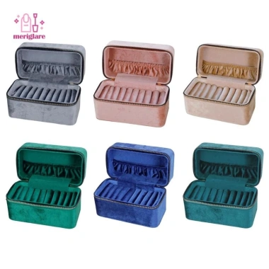 Vòng Tay Hộp Bảo Quản Trang Sức Da PU 9 Khe Cắm - Trưng Bày Cửa Hàng Đồng Hồ 281.600₫ 9