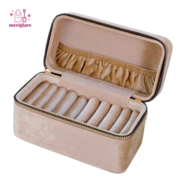 Vòng Tay Hộp Bảo Quản Trang Sức Da PU 9 Khe Cắm - Trưng Bày Cửa Hàng Đồng Hồ 281.600₫ 10