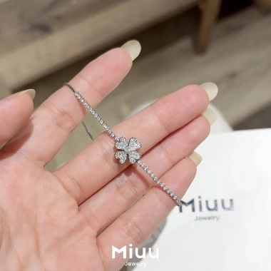 Vòng tay nữ cỏ 4 lá xoay chong chóng Miuu Jewelry - Dây rút FSC 01, giảm giá 260.000₫