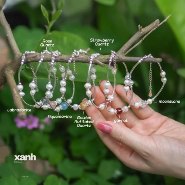 Vòng tay nữ ngọc trai và đá thiên nhiên may mắn - Xanh Jewelry, giá 468.000đ giảm 20%