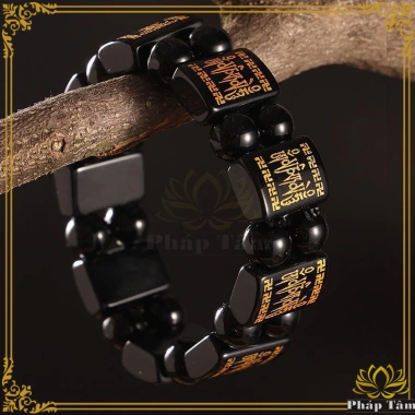 Vòng tay phong thủy đá obsidian đen mặt vuông khắc lục tự đại minh chú - giảm giá 369.000 VND