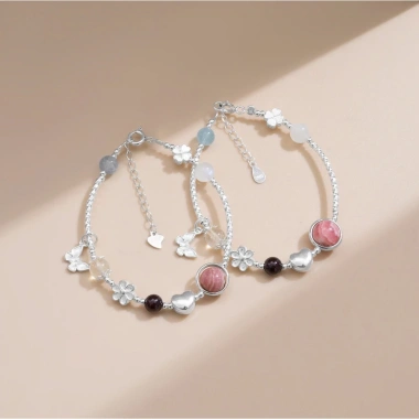 Vòng tay phong thuỷ mix 5 đá Elegant FaeryGem đào hoa, garnet, citrine, aquamarine, moonstone - giá ưu đãi 1,080,000₫ 4