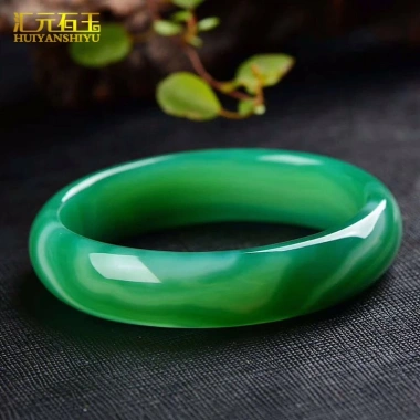 Vòng tay phong thủy tự nhiên liền khối bản hẹ, nhiều size, hộp quà tặng, giá 450k 5