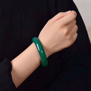 Vòng tay phong thủy tự nhiên liền khối bản hẹ, nhiều size, hộp quà tặng, giá 450k 6