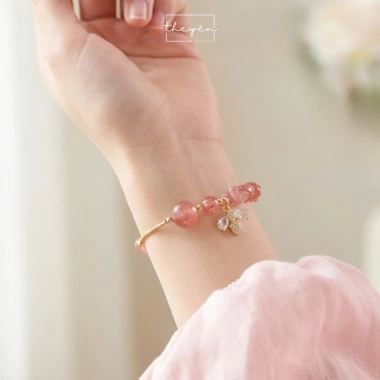 Vòng tay Tố Diễm Lisa - Thạch Anh Dâu Tây, Quà Tặng Nữ Sang Trọng, 510.000₫