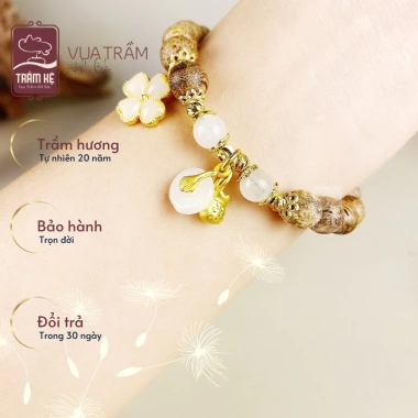 Vòng Tay Trầm Hương Nữ Đồng Điếu Cỏ 4 Lá - Mang Bình An, May Mắn, Tài Lộc - Giá 129.000₫