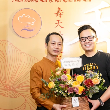 Vòng Tay Trầm Hương Nữ Đồng Điếu Cỏ 4 Lá - Mang Bình An, May Mắn, Tài Lộc - Giá 129.000₫