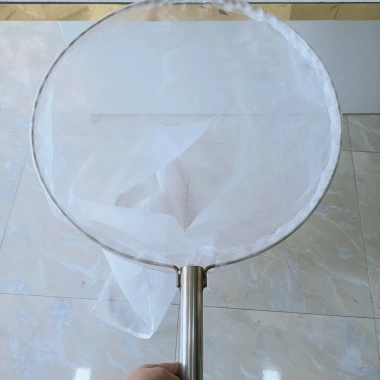 Vợt Cào Cào Loại To Đường Kính 60cm - Dễ Dàng Cho Chim Ăn, Giá Chỉ 95.000₫