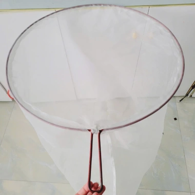 Vợt Cào Cào Loại To Đường Kính 60cm - Dễ Dàng Cho Chim Ăn, Giá Chỉ 95.000₫