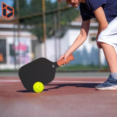 Vợt Pickleball Carbon Nhẹ Cầm Thoải Mái Dùng Trong Nhà & Ngoài Trời Giá 563.760₫ 4