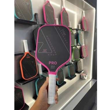 Vợt Pickleball Carbon T700 Pro Cao Cấp – Giá Gốc 310k, Giảm còn 250k – Siêu Nhẹ, Bền Bỉ
