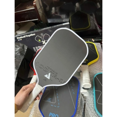 Vợt Pickleball Joola Perseus Mod TA-15 Limited Edition Chroma - Sợi carbon siêu nhám, giá 399.999 VND (giảm 80k) 3