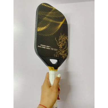 Vợt Pickleball Jusain Rồng Vàng Full Carbon T700 Siêu Nhẹ Mẫu 2.024 Giá 800.000₫