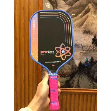 Vợt pickleball Proton Flamingo 3 mặt nhám carbon siêu cấp - Tặng quấn cán, 359.999 VND 6
