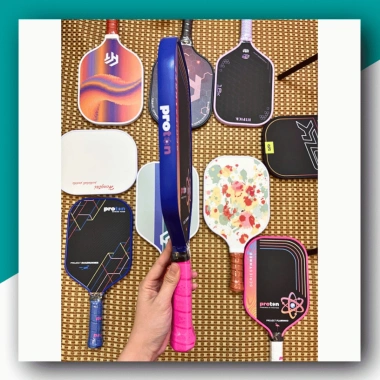 Vợt Pickleball Proton Flamingo Cao Cấp – Thiết Kế Đẹp, Hiệu Suất Mạnh, Kèm 2 Bóng Tập, Giá 599.000₫