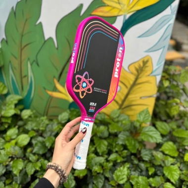 Vợt Pickleball Proton Series 3 Fla.mingo Carbon Nhám: Kiểm Soát Bóng, 2 Màu Dành Cho Newbie, Giá 399.000₫