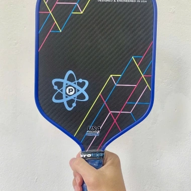 Vợt Pickleball PROTONS Carbon Fiber Cao Cấp: Phản Lực Mạnh, Tốc Độ Vượt Trội, Chính Xác, Giá 435.000đ
