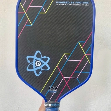 Vợt Pickleball PROTONS Carbon Fiber Cao Cấp: Phản Lực Mạnh, Tốc Độ Vượt Trội, Chính Xác, Giá 435.000đ