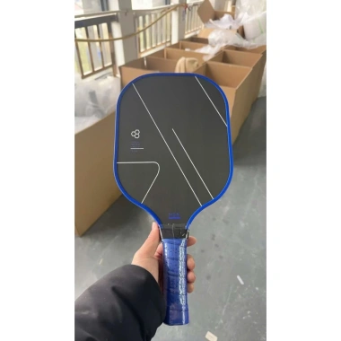 Vợt Pickleball T700 Carbon ép lạnh công nghệ cao 14mm – Siêu bền chuẩn thi đấu, tặng 2 quả bóng – Giá chỉ 320.000₫
