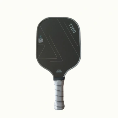 Vợt Pickleball T700 mặt nhám 16mm phủ carbon siêu nhẹ tặng 2 bóng luyện tập