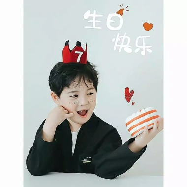 Vương Miện Đỏ Sinh Nhật Mũ Nỉ Trẻ Em 1 Tuổi - Phong Cách Độc Đáo Cho Bé Trai và Bé Gái 4
