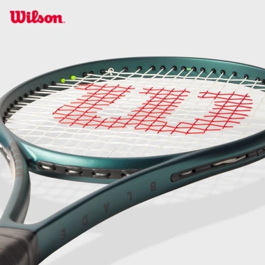 Wilson Blade 100UL V9 - Vợt Tennis Chưa Căng Dây, Công Nghệ Cảm Ứng Siêu Nhẹ, Giá 5.9 Triệu 2 Wilson Blade 100UL V9 - Vợt Tennis Chưa Căng Dây, Công Nghệ Cảm Ứng Siêu Nhẹ, Giá 5.9 Triệu 2