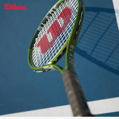 Wilson Blade Feel 100 Vợt Tennis Căng Dây WR117.410U Giá 3.082.000 Bám và Kiểm Soát 6 Wilson Blade Feel 100 Vợt Tennis Căng Dây WR117.410U Giá 3.082.000 Bám và Kiểm Soát 6