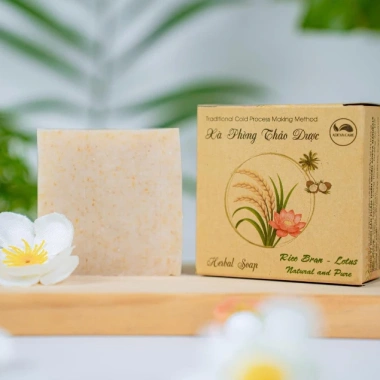 Xà Bông ADEVA Noni 70k - Loại Bụi Bẩn, Tế Bào Chết, Dưỡng Ẩm Da Sâu 10 Xà Bông ADEVA Noni 70k - Loại Bụi Bẩn, Tế Bào Chết, Dưỡng Ẩm Da Sâu 10