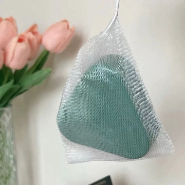 Xà Phòng Gội Đầu Cỏ Tân Cương Thảo Dược Tự Nhiên – Giảm Dầu, Ngừa Rụng Tóc, An Toàn Lành Tính Cho Da Đầu – Chỉ 81.770₫ 8 Xà Phòng Gội Đầu Cỏ Tân Cương Thảo Dược Tự Nhiên – Giảm Dầu, Ngừa Rụng Tóc, An Toàn Lành Tính Cho Da Đầu – Chỉ 81.770₫ 8