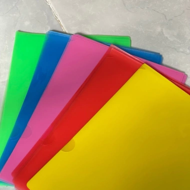 XẤP 10 bìa lá A4 màu sắc tươi, khổ A4, giá chỉ 25.000 VNĐ - Giảm giá mạnh