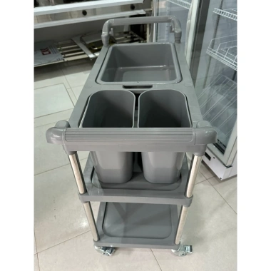 Xe đẩy dọn đồ ăn nhựa 3 tầng - Giá ưu đãi 1,280,000 VNĐ, di động, bền bỉ
