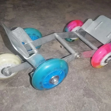 Xe Điện Nổ: Tăng Áp, Buộc Lốp, Dụng Cụ Khẩn Cấp Tự Cứu Di Chuyển Tiện Lợi 6 Xe Điện Nổ: Tăng Áp, Buộc Lốp, Dụng Cụ Khẩn Cấp Tự Cứu Di Chuyển Tiện Lợi 6