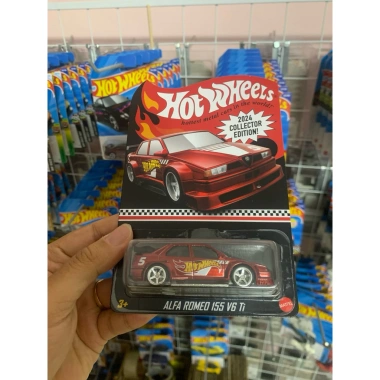 Xe Mô Hình Hot Wheels Alfa Romeo 155 V6 Ti - Giá Ưu Đãi 349.000₫, Thông Số Động Cơ V6 Đầy Sức