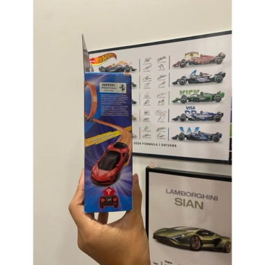 Xe mô hình Hotwheels Ferrari SF90 Stradale điều khiển từ xa - Giá chỉ 999.999₫ 3